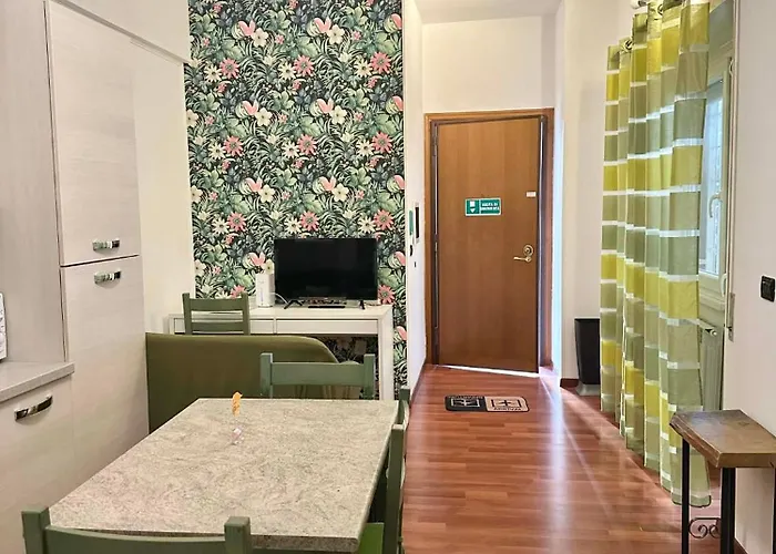 Cute Next To Vatican Tatil Evi